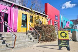 River arts Districts with open studios and galleries year around